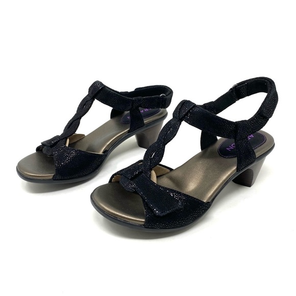 Aravon Medici T Strap Sandals Black - Picture 2 of 7
